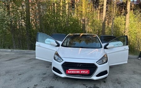 Hyundai i40 I рестайлинг, 2015 год, 1 250 000 рублей, 10 фотография