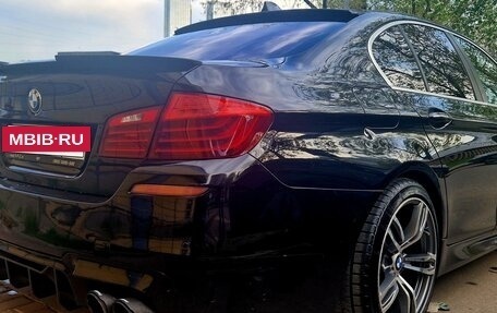 BMW 5 серия, 2014 год, 2 350 000 рублей, 2 фотография