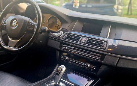 BMW 5 серия, 2014 год, 2 350 000 рублей, 7 фотография