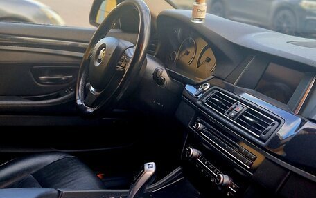 BMW 5 серия, 2014 год, 2 350 000 рублей, 10 фотография