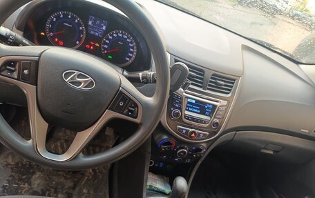 Hyundai Solaris II рестайлинг, 2016 год, 600 000 рублей, 9 фотография