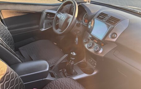Toyota RAV4, 2011 год, 1 570 000 рублей, 12 фотография