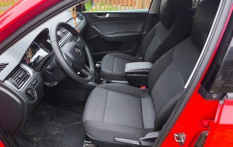 Skoda Rapid I, 2019 год, 1 450 000 рублей, 14 фотография