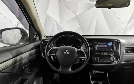 Mitsubishi Outlander III рестайлинг 3, 2013 год, 1 125 000 рублей, 20 фотография