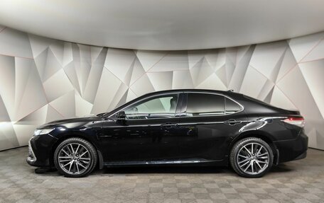 Toyota Camry, 2022 год, 3 170 000 рублей, 4 фотография