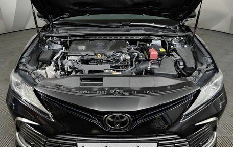 Toyota Camry, 2022 год, 3 170 000 рублей, 14 фотография
