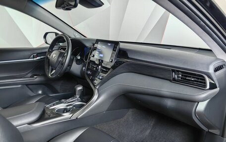 Toyota Camry, 2022 год, 3 170 000 рублей, 16 фотография