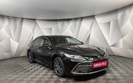 Toyota Camry, 2022 год, 3 170 000 рублей, 2 фотография