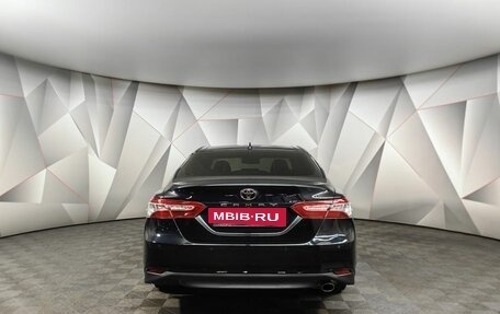 Toyota Camry, 2022 год, 3 170 000 рублей, 12 фотография