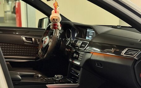 Mercedes-Benz E-Класс AMG, 2013 год, 5 000 000 рублей, 18 фотография