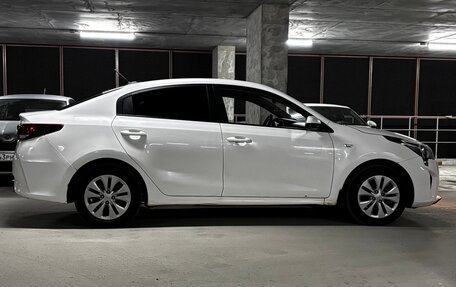 KIA Rio IV, 2021 год, 1 250 000 рублей, 4 фотография