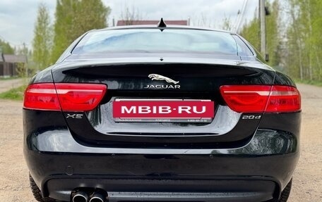 Jaguar XE I рестайлинг, 2016 год, 1 580 000 рублей, 13 фотография