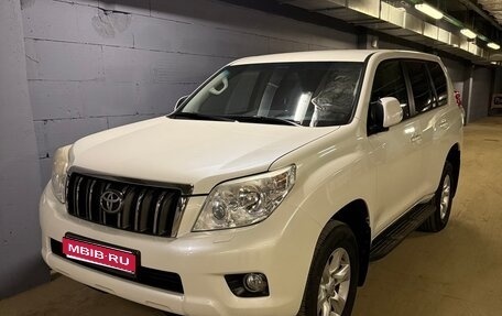 Toyota Land Cruiser Prado 150 рестайлинг 2, 2011 год, 3 550 000 рублей, 1 фотография