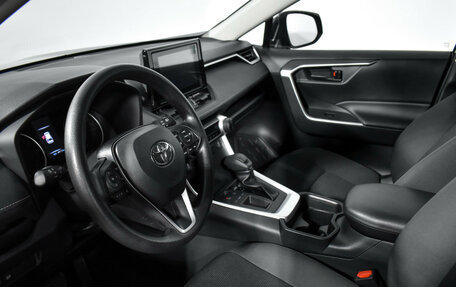 Toyota RAV4, 2022 год, 3 150 000 рублей, 9 фотография