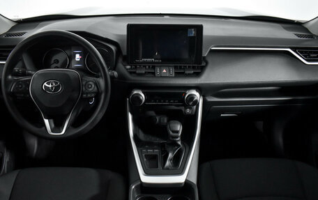 Toyota RAV4, 2022 год, 3 150 000 рублей, 15 фотография