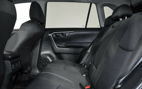 Toyota RAV4, 2022 год, 3 150 000 рублей, 12 фотография