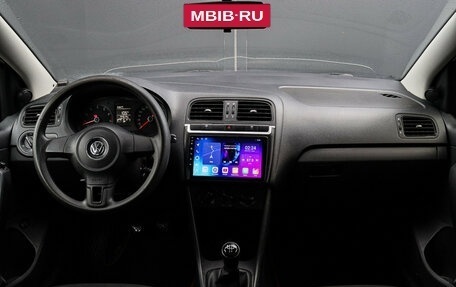 Volkswagen Polo VI (EU Market), 2015 год, 730 000 рублей, 9 фотография