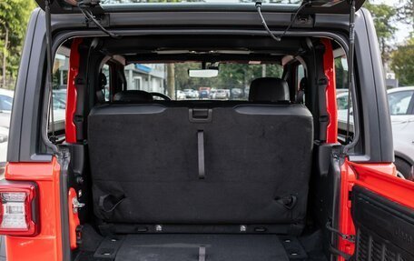 Jeep Wrangler, 2020 год, 5 650 000 рублей, 36 фотография