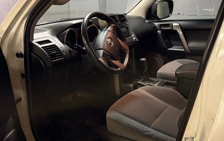 Toyota Land Cruiser Prado 150 рестайлинг 2, 2011 год, 3 550 000 рублей, 8 фотография