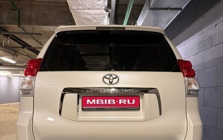 Toyota Land Cruiser Prado 150 рестайлинг 2, 2011 год, 3 550 000 рублей, 5 фотография