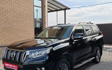 Toyota Land Cruiser Prado 150 рестайлинг 2, 2018 год, 5 490 000 рублей, 11 фотография