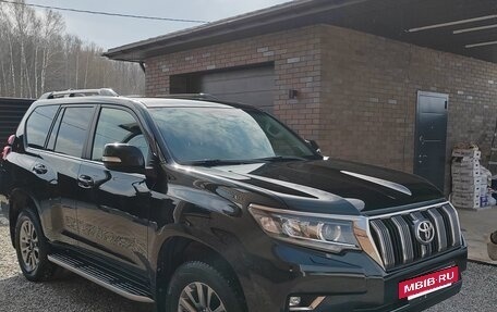 Toyota Land Cruiser Prado 150 рестайлинг 2, 2018 год, 5 490 000 рублей, 9 фотография