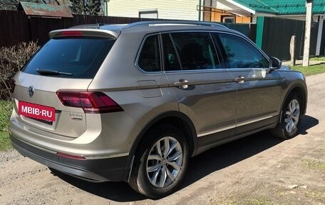 Volkswagen Tiguan II, 2017 год, 2 740 000 рублей, 4 фотография