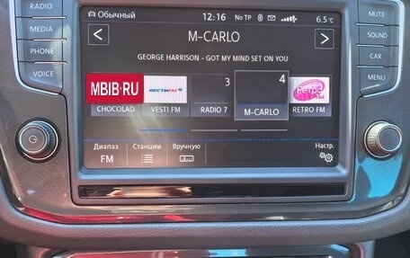 Volkswagen Tiguan II, 2017 год, 2 740 000 рублей, 18 фотография