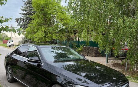 Mercedes-Benz E-Класс, 2018 год, 3 000 000 рублей, 4 фотография