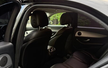 Mercedes-Benz E-Класс, 2018 год, 3 000 000 рублей, 7 фотография