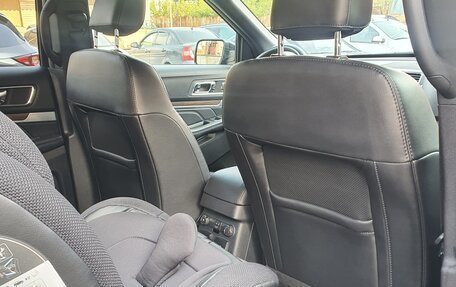 Ford Explorer VI, 2019 год, 3 500 000 рублей, 3 фотография