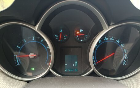Chevrolet Cruze II, 2011 год, 450 000 рублей, 10 фотография