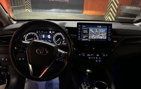 Toyota Camry, 2021 год, 3 600 000 рублей, 6 фотография