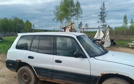 Toyota RAV4, 1999 год, 300 000 рублей, 4 фотография