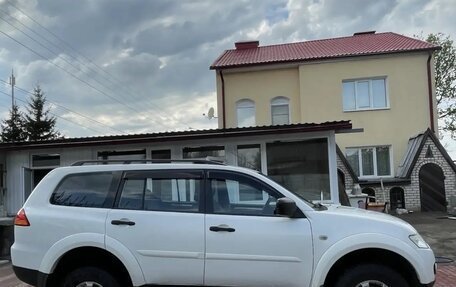 Mitsubishi Pajero Sport II рестайлинг, 2012 год, 1 630 000 рублей, 4 фотография