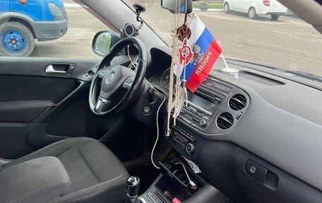 Volkswagen Tiguan I, 2012 год, 950 000 рублей, 13 фотография