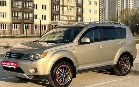 Mitsubishi Outlander III рестайлинг 3, 2008 год, 1 200 000 рублей, 2 фотография