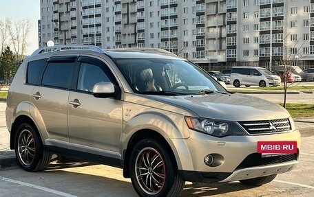 Mitsubishi Outlander III рестайлинг 3, 2008 год, 1 200 000 рублей, 8 фотография