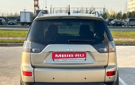 Mitsubishi Outlander III рестайлинг 3, 2008 год, 1 200 000 рублей, 5 фотография