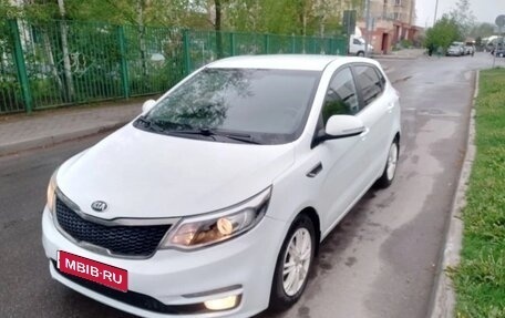 KIA Rio III рестайлинг, 2015 год, 1 100 000 рублей, 2 фотография