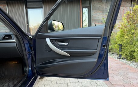 BMW 3 серия, 2015 год, 1 850 000 рублей, 34 фотография