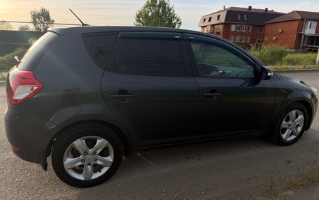 KIA cee'd I рестайлинг, 2010 год, 650 000 рублей, 6 фотография