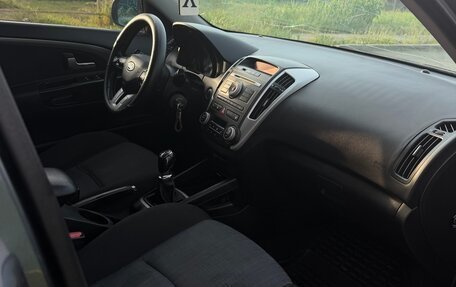 KIA cee'd I рестайлинг, 2010 год, 650 000 рублей, 12 фотография