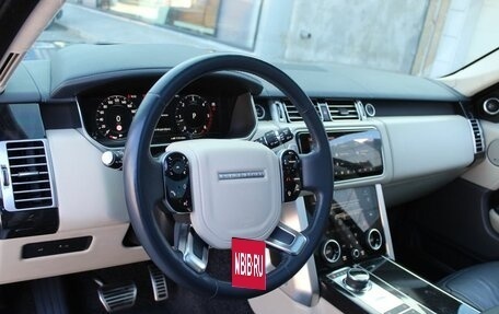 Land Rover Range Rover IV рестайлинг, 2019 год, 6 900 000 рублей, 12 фотография