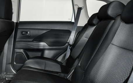 Mitsubishi Outlander III рестайлинг 3, 2019 год, 2 450 000 рублей, 12 фотография