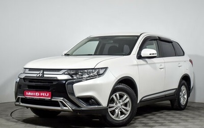 Mitsubishi Outlander III рестайлинг 3, 2019 год, 2 450 000 рублей, 1 фотография
