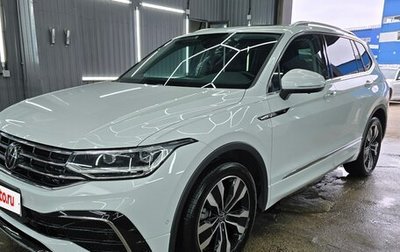 Volkswagen Tiguan II, 2023 год, 4 290 000 рублей, 1 фотография