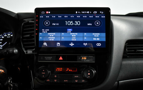 Mitsubishi Outlander III рестайлинг 3, 2019 год, 2 450 000 рублей, 16 фотография