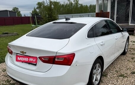 Chevrolet Malibu IX, 2016 год, 1 200 000 рублей, 5 фотография