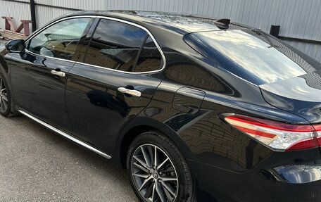 Toyota Camry, 2023 год, 3 950 рублей, 2 фотография